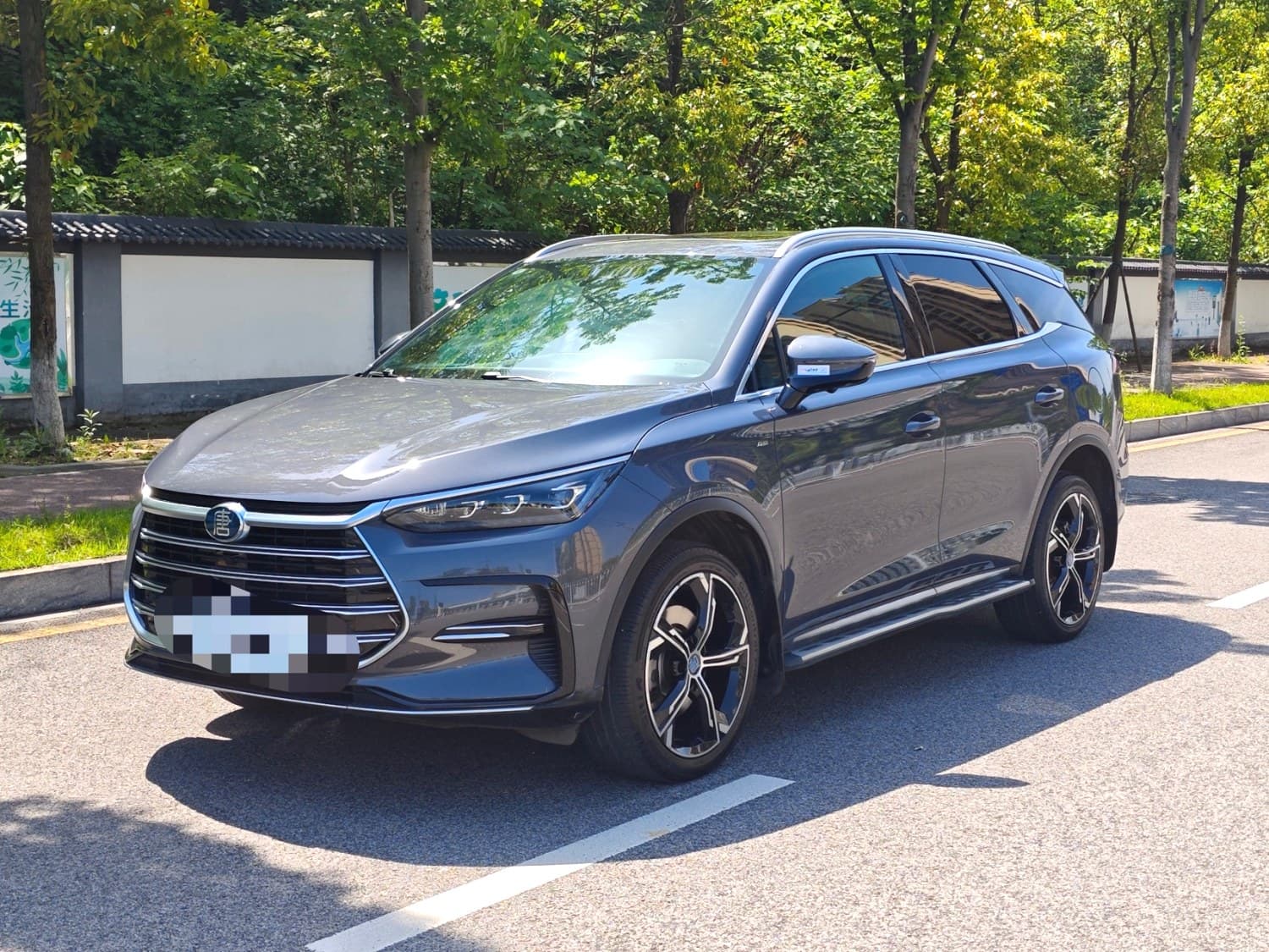 BYD Tang plug-in hybrid 2