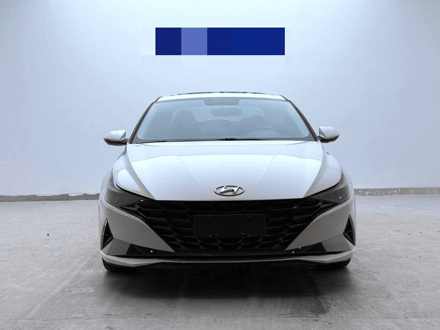 Hyundai Elantra 6