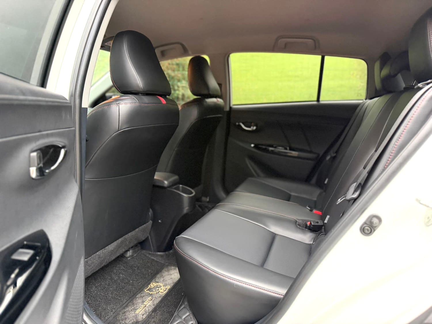 Toyota Yaris 9